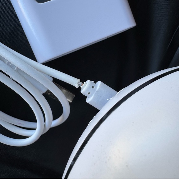 One Fire Galaxy & Star Projector with Remote - Picture 4 of 6